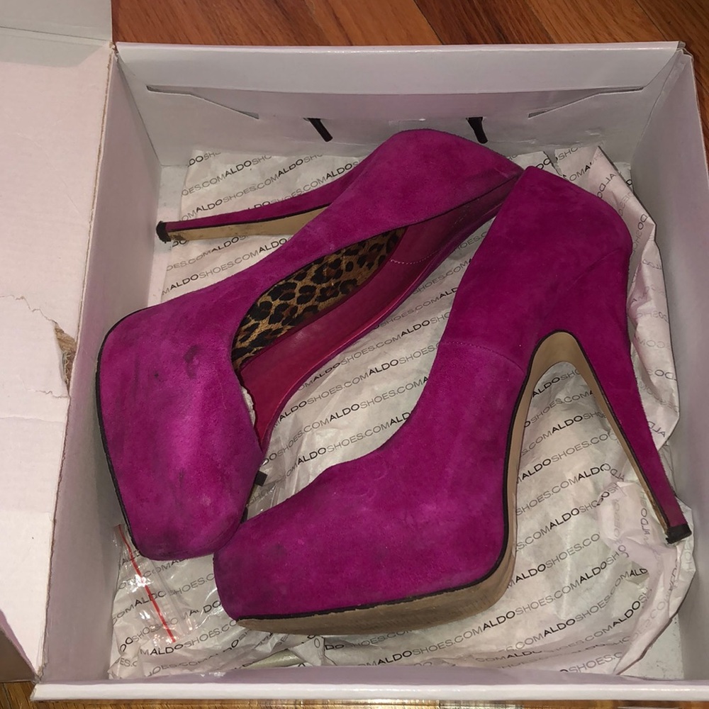 Pink pumps - Picture 2 of 2